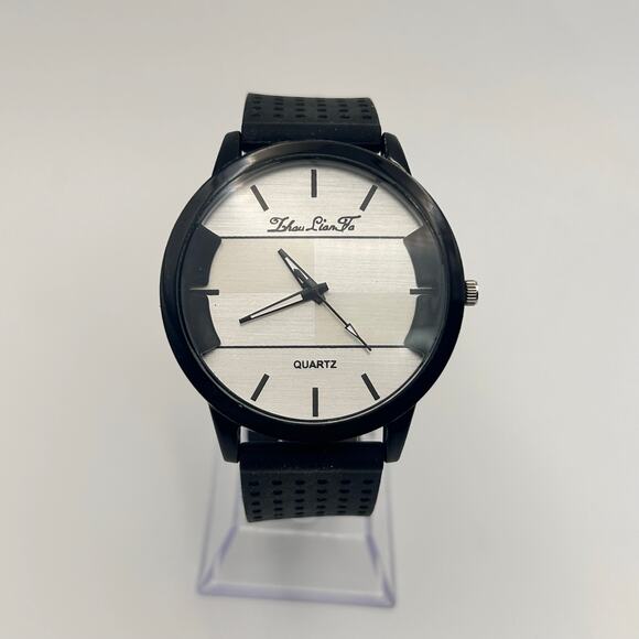 LHAU LIAN FA Silver Dial Black Silicon Band Men’s Watch Working New Battery - Picture 1 of 8